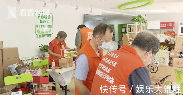 快递|月饼也能回收!''食物银行''募集月饼发给需要的人