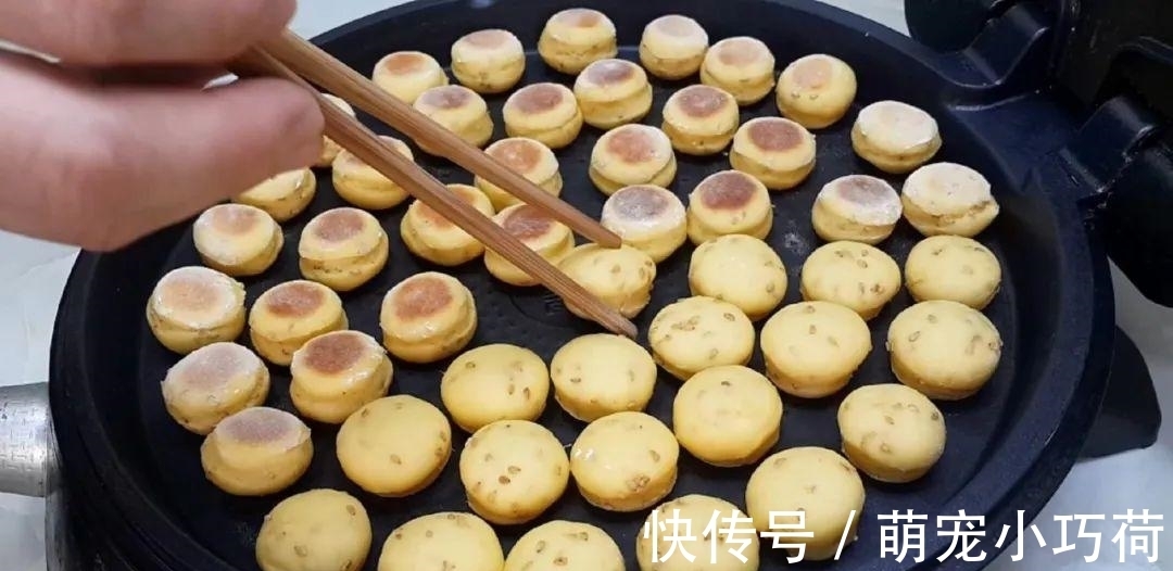 保鲜膜|1个红薯，3勺面粉，不用一滴水，做出创意小吃，保证孩子天天嚷着吃