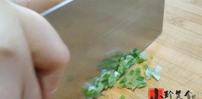 玉米面全身都是宝,教你秘制新做法,比肉香比面包还松软,真好吃