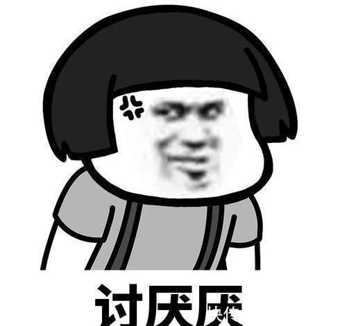 |开心笑话:趁女友在洗衣服,拿她手机把我备注成妈妈