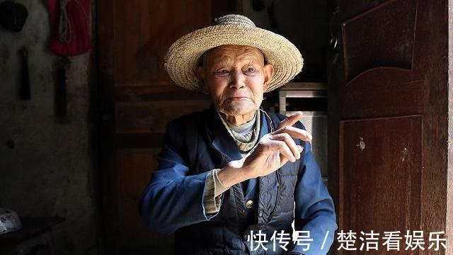 保健品|132岁老人抽烟喝酒不运动,他说长寿很简单做好3事,不碰1物