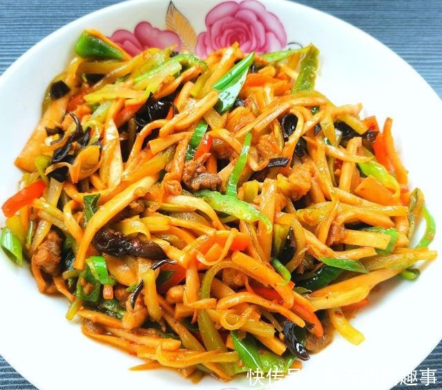 家常版鱼香肉丝,超级下饭菜!