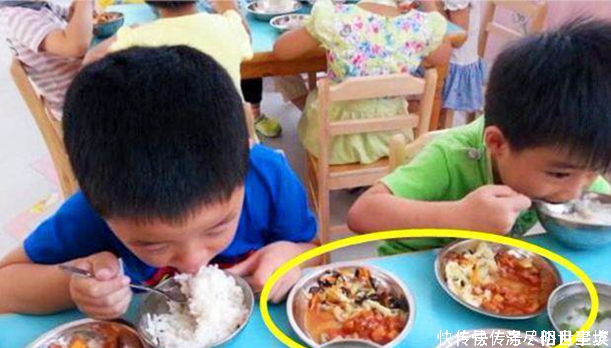 小美|为啥多数孩子觉得“幼儿园饭菜香”?看透这些,妈妈就不难受了