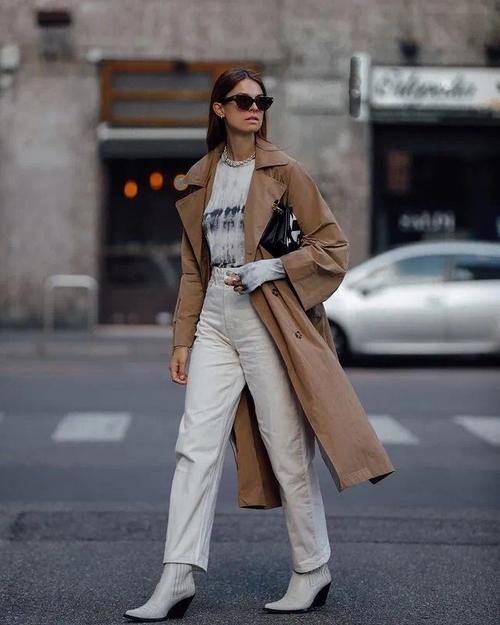 马丁靴算什么？今春大火的是“白板靴”，增高又拉腿，咋穿都时髦