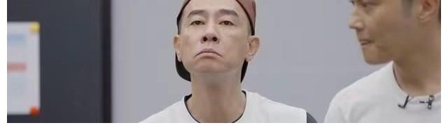 胡海泉|情怀决定观众嗜好!张晋组再机灵,也不敌陈小春的“一杯二锅头”