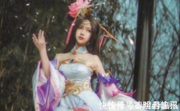 cos|05后初中生COS貂蝉，却被“火焰袜”抢镜，网友：发育太肥了