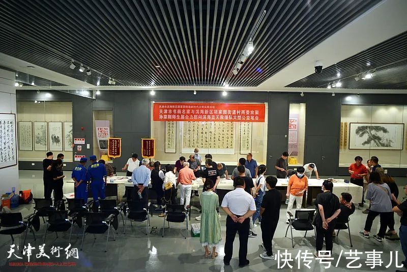 蓝天救援队|孙荣刚师生展滨海圆满收官呈两大看点：书画致敬英雄 收李建华为徒