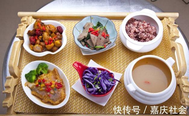 补铁|生完孩子被催着喝“红糖水”,产后喝红糖水真能补铁、促排恶露吗