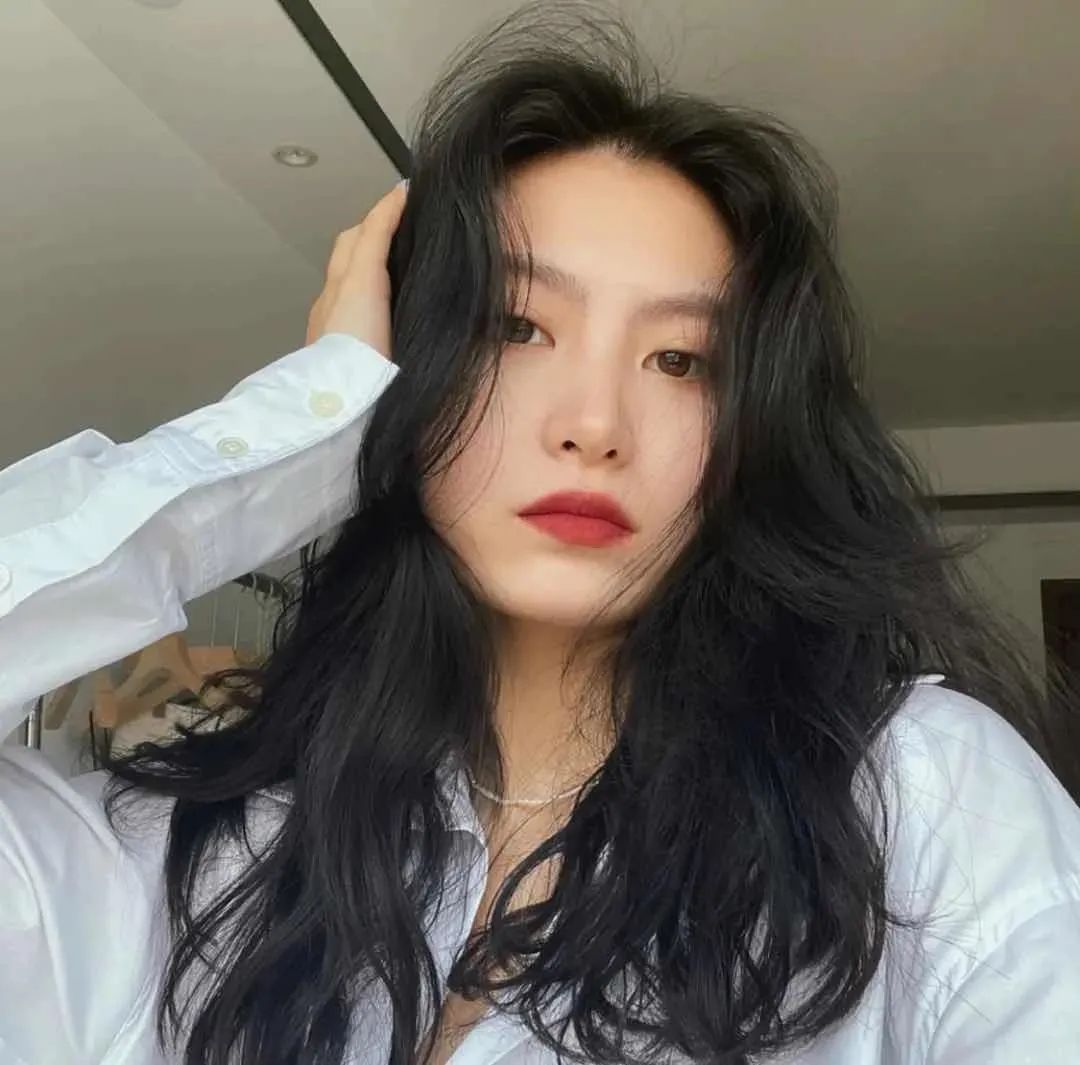 方圆脸|女生最显丑的发型，真的别再留了