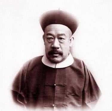 位铁|溥仪退位时，清朝的12位铁帽子王，他们各怀鬼胎，有三种不同表现