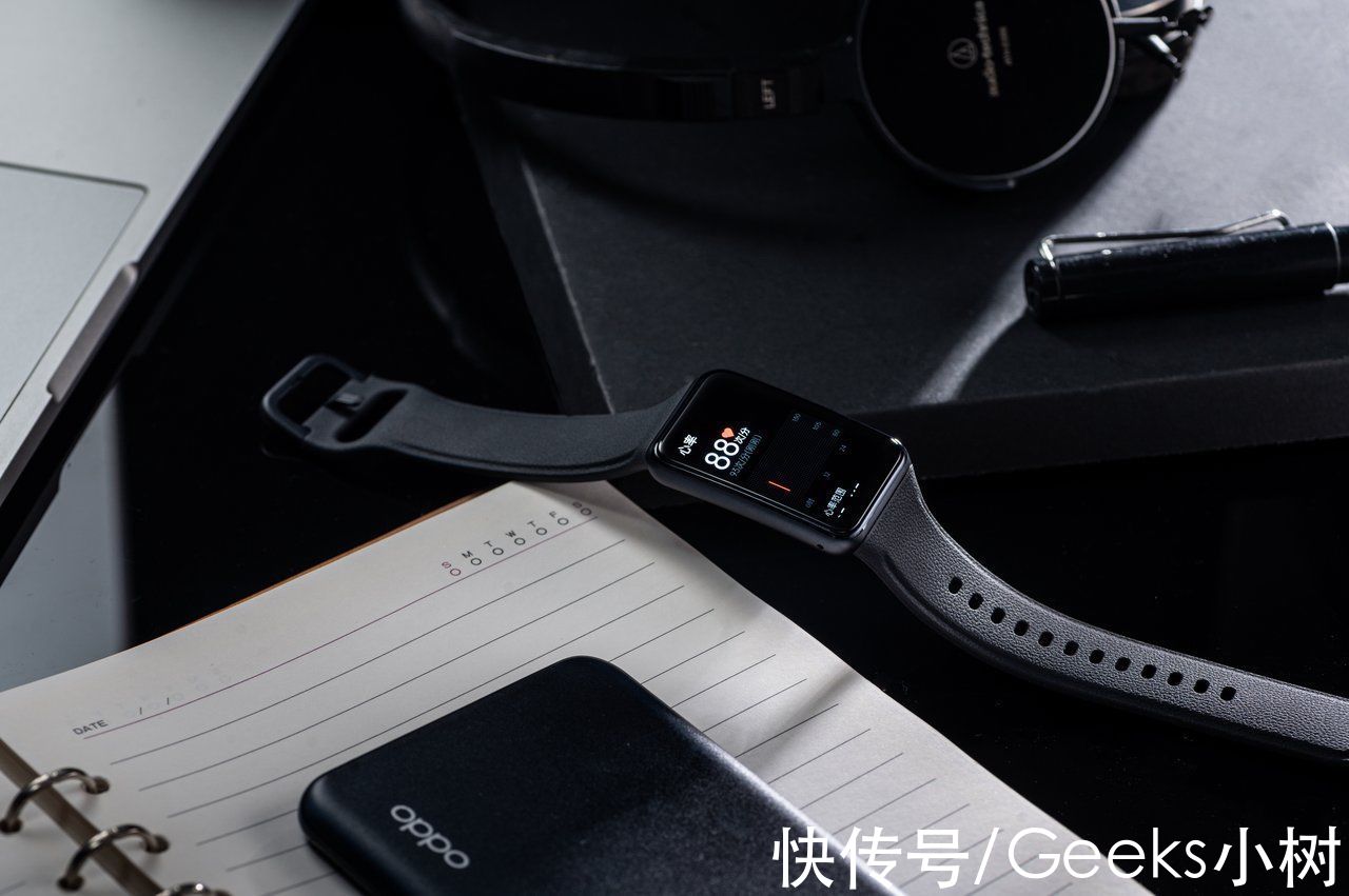 真身|OPPO Watch Free真身图赏泄出：不止智能，更是穿搭潮品