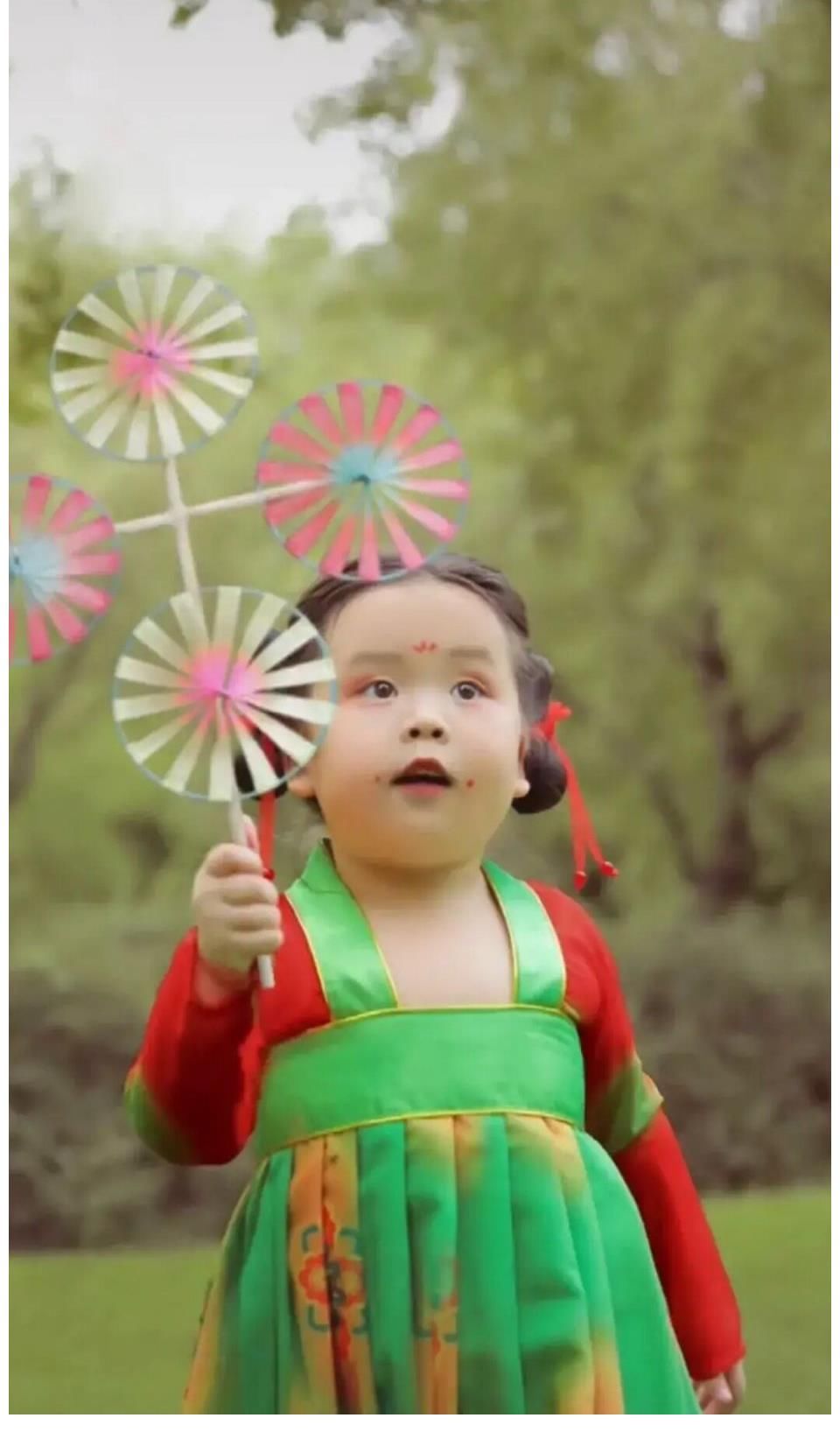 搞笑|抖音六大萌娃,其中有一个带全家实现财富自由,你知道他是谁吗