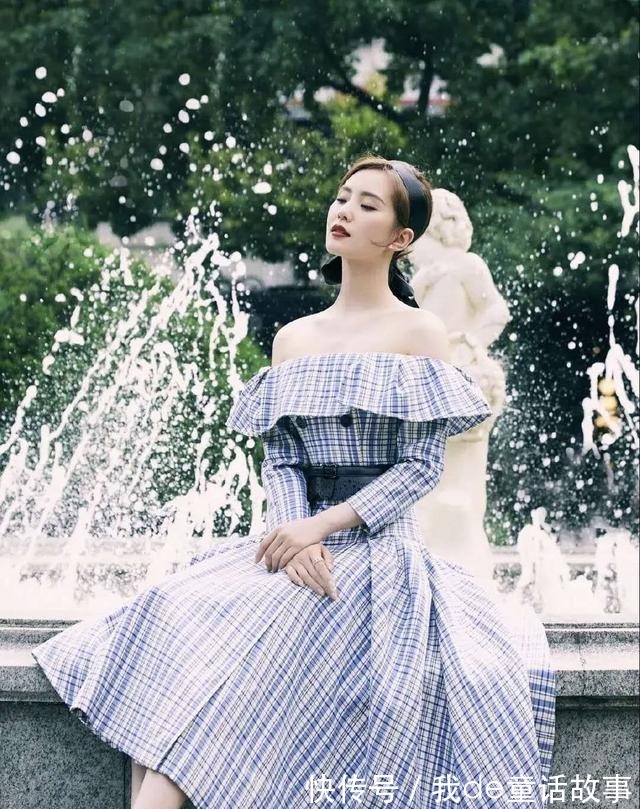 穿搭 谁说格子裙太普通，这样穿精致又优雅，韵味十足！