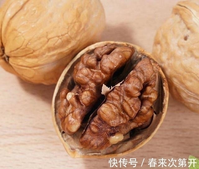 食物|“老得慢”的女性,多半爱吃6种食物,快来瞧瞧,有几个你爱吃的