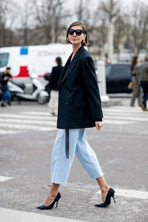 阔腿裤已经过时了？今春流行穿的是“卡布里裤”，显高又显瘦