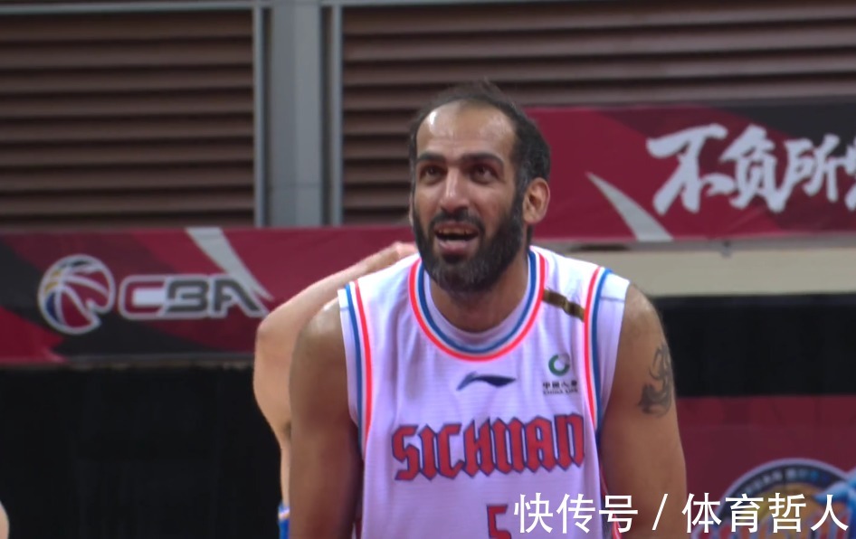 山东队|拼足48分钟,砍21分18板15助!CBA第一中锋,越来越“妖”了