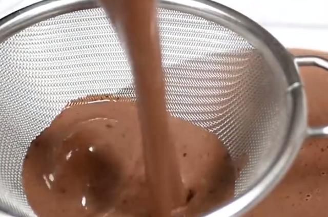 丝滑|分享一款形似果冻的冰蛋糕,软糯香甜,丝滑爽口,真是太美味了