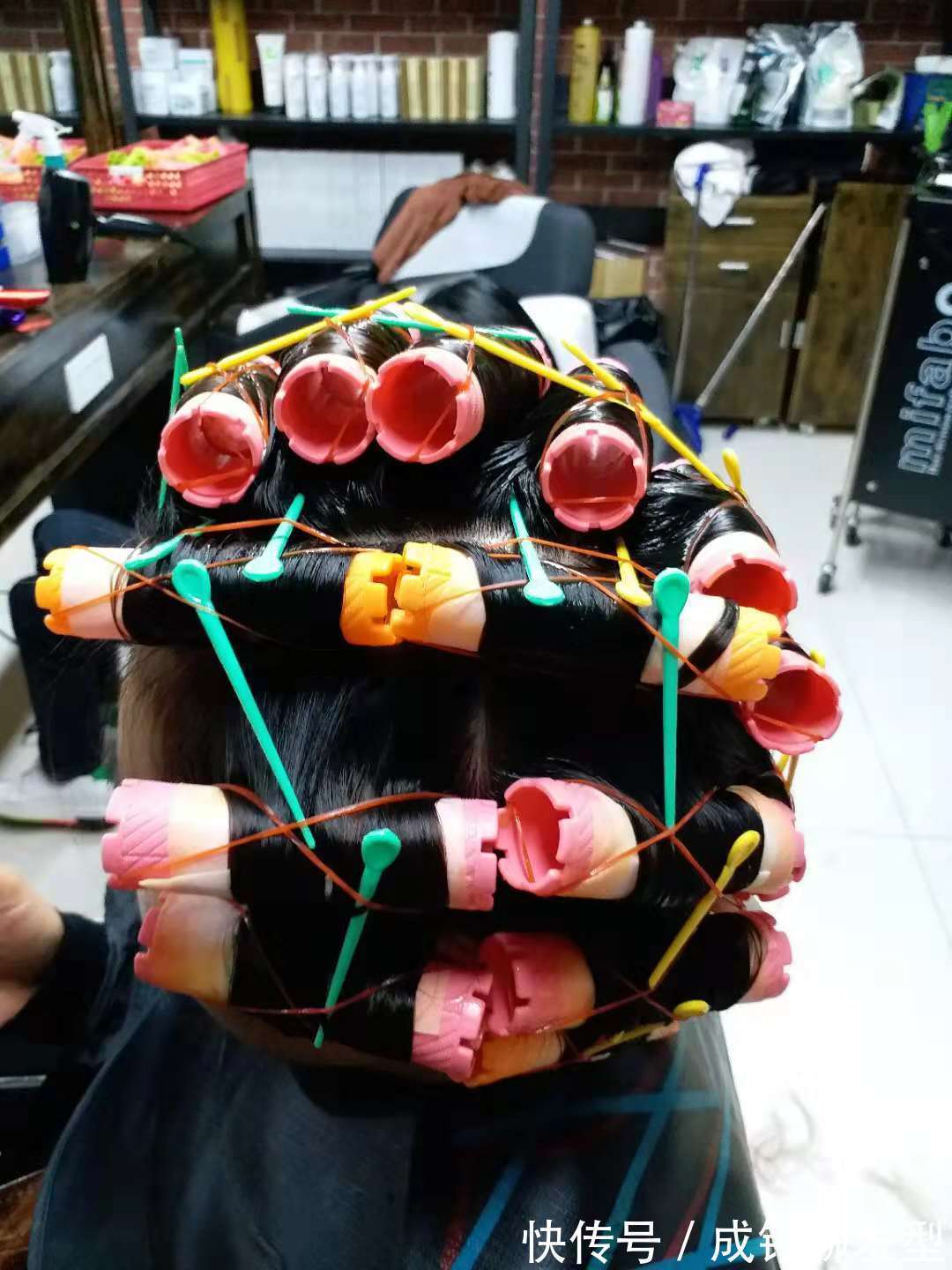 冷烫|数码烫、陶瓷烫、冷烫、快速烫的区别在哪里?烫发时如何选择?