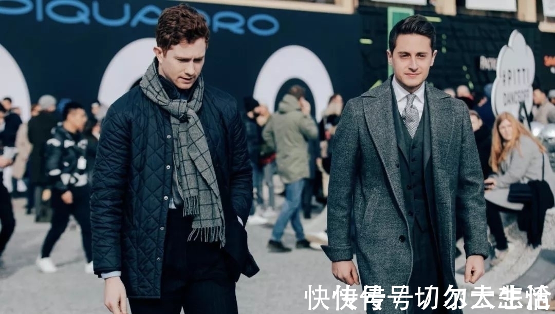 loro 卷福基努里维斯,在打造绅士这点上心有灵犀