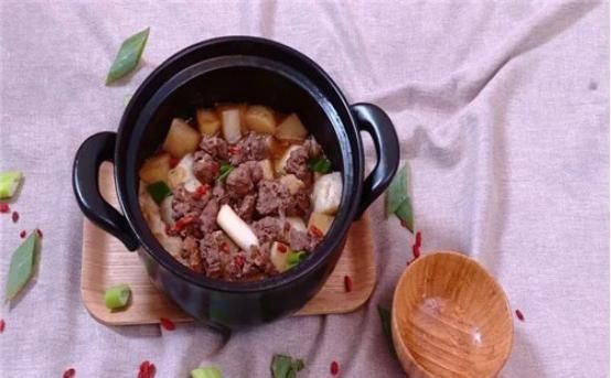 调料|炖牛肉时,切忌别放这2种调料,放了就等于毁牛肉,很多人都不懂