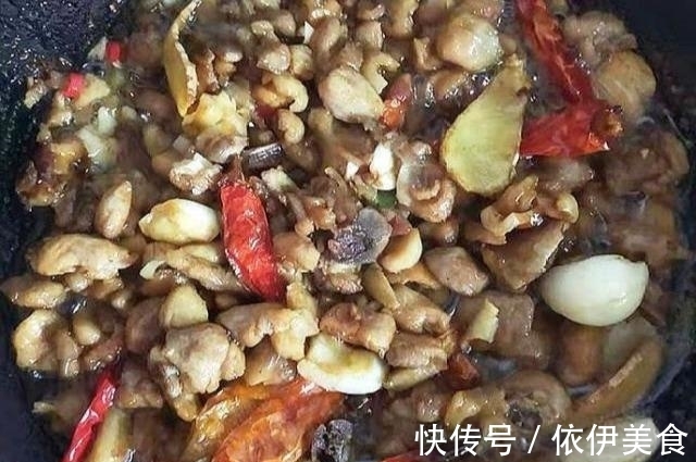 辣子鸡|它是天然“雌激素”，女人常吃，皮肤粉嫩显年轻，40岁还是少女脸