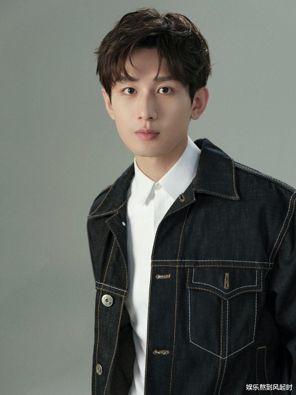 袁冰妍拉踩成毅？曝其利用龚俊努力营业话题，影射昔日cp的冷漠