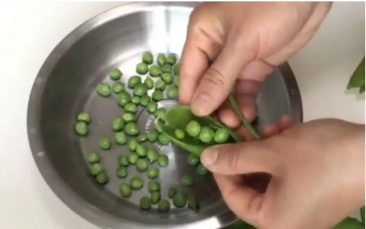 土豆饼|土豆新吃法,不用炒,不用炖,比烤肉还香,一定要做给最爱的人吃