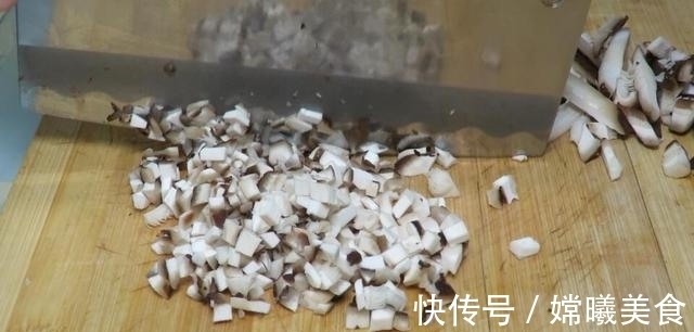 秘制|想吃牛肉酱不用买，大厨教你秘制做法，酱香浓郁，方法超简单