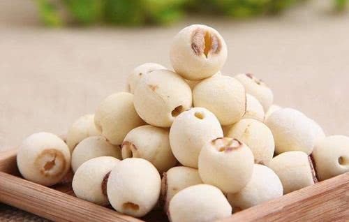 心经|晚上老是失眠多梦睡不着多吃6种食物，助你一觉睡到自然醒