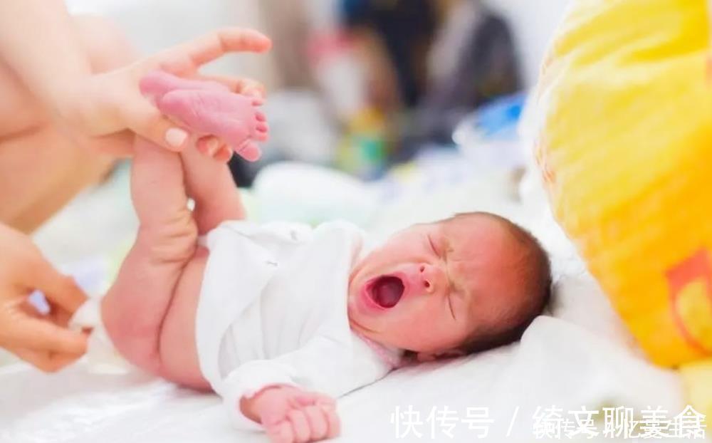 宝宝|娃每次换尿不湿前都要“洗屁屁”?小心过犹不及,做的父母快停手