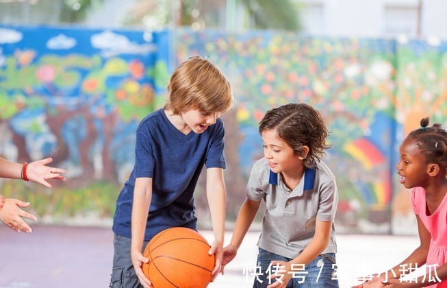 体育锻炼|孩子身高不达标，可以找体育锻炼来帮忙，有4项运动值得参考
