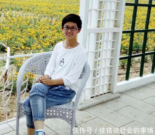 宁夏|宁夏女状元家境贫苦，大学前没用过手机，后以总分688考上北大