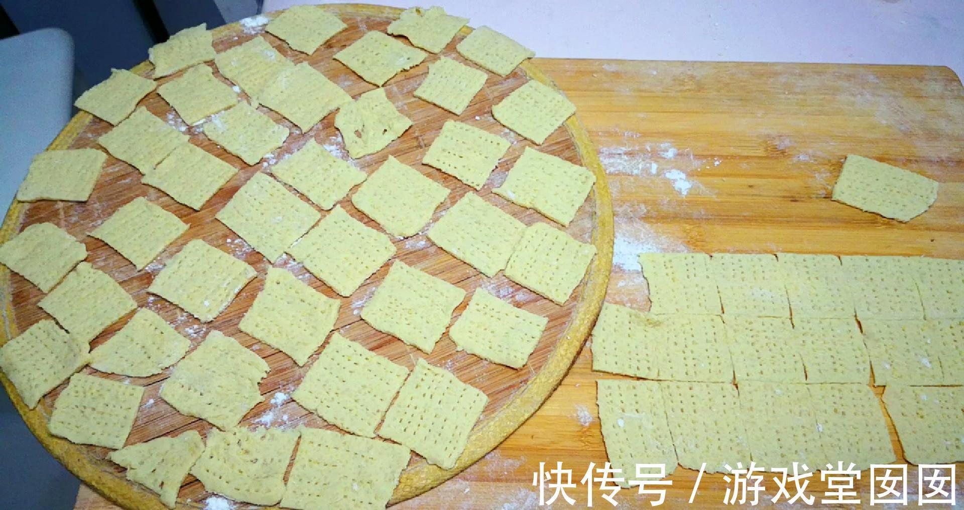 天冷了多吃小米,教你特色吃法,我家3天2头做,孩子超喜欢,真香