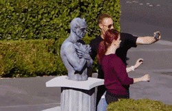 |搞笑GIF:大家都散了吧 今天这婚怕是结不成了