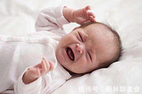 陌生的人|宝宝见到陌生人就哭?当宝宝进入“认生期”,父母要注意这3点