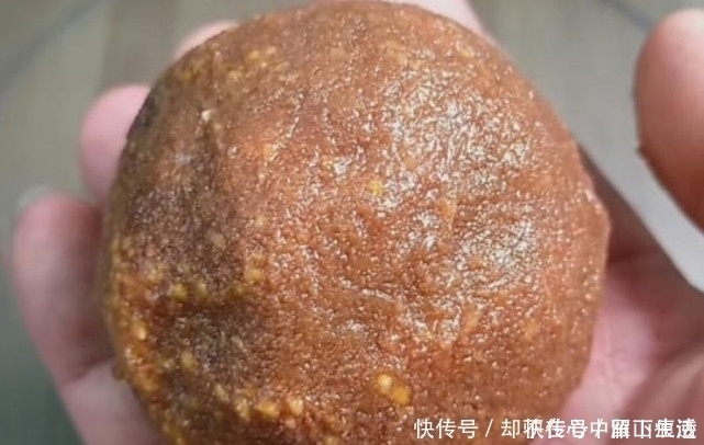 鱼饵|野钓要想有好的渔获,鱼饵最好是手工制作的,分享一点我的经验