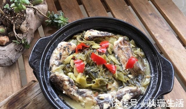 海鱼的100种吃法之一,炖鱼不放姜,无腥味,家人说锅太小不够吃!