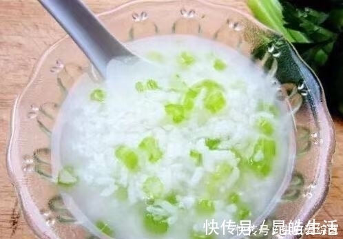 芹菜|芹菜和此物一起煮,睡眠好了,气血足了,血管畅通无阻