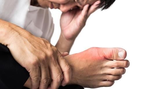 尿酸值|35岁男子,尿酸高达780,突发肾衰竭,医生:只因这个习惯害了他