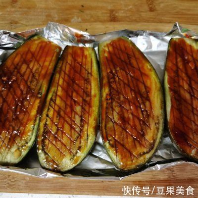 胆固醇|家常菜烤箱菜—锡纸茄子