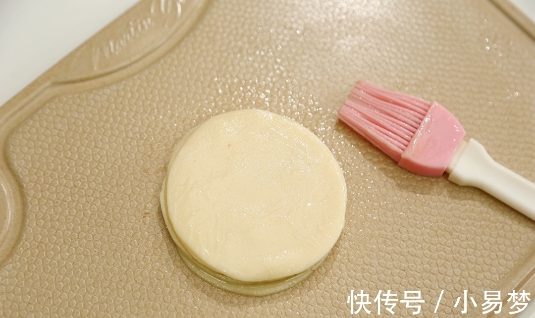 油炸|想吃春卷太容易，不揉面不油炸，简单快手就是一锅，当早餐一级棒