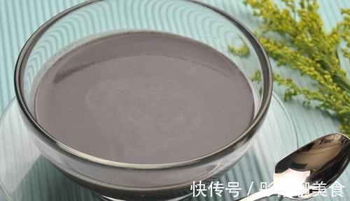 菠菜|便秘很烦恼？别急着吃药，多吃6种食物，帮你润肠通便又排毒！