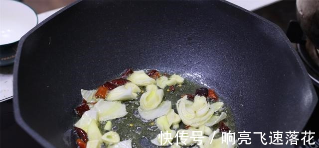 大豆角|韭菜和它是绝配,比放肉炒还好吃,鲜香味浓让人百吃不厌!
