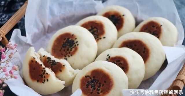 它不是面包却比面包好吃,不加一滴油,健脾养胃易消化,老少皆宜