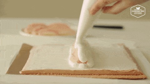 韩国|韩国一夜爆红最美奶油卷超抢镜,粉桃奶油必须get