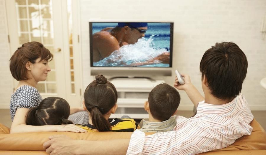 美国儿科学会|“看电视”和“不看电视”的孩子,这3个差距很明显,家长要重视