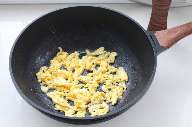 懒人生煎包做法,不发面不醒面,皮薄馅大简单快手,早餐就它了!