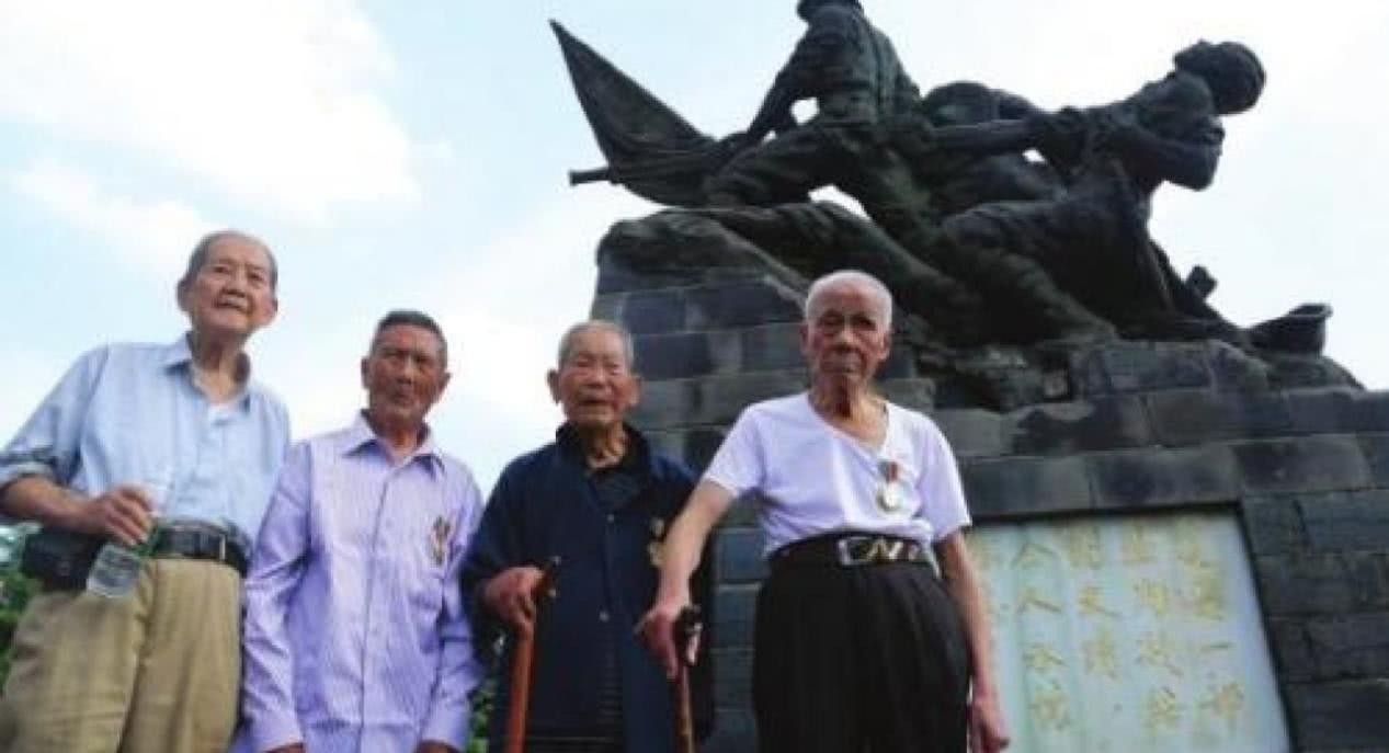 听成|领导让他死守7天，他错听成“守47天”，最终创造军事奇迹