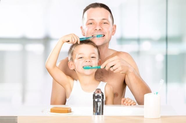 家长|孩子到了“可怕的两岁”有这三个“坏习惯”别惯着,该揍就得揍