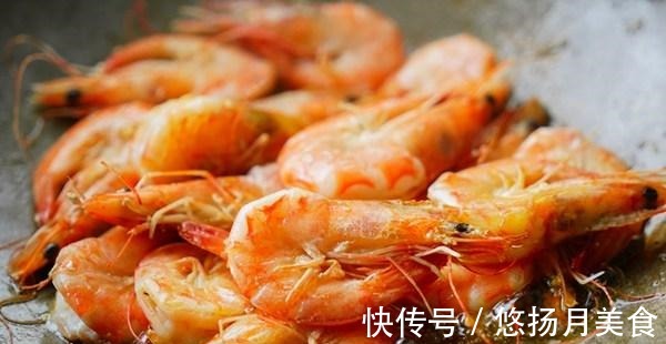 蟹身|网红餐厅“胖哥俩肉蟹煲”,隔夜死蟹充当活蟹卖,发馊后继续用!